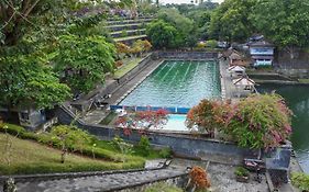 Crown Hotel Lombok